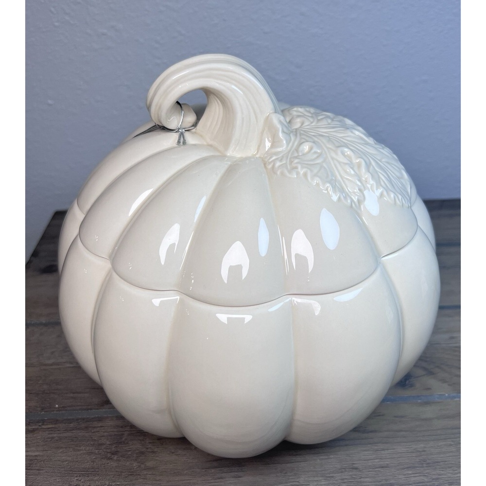 2009 Harry Slatkin Bath & Body White Ceramic Fall Pumpkin Cookie Jar Candy Dish - Picture 10 of 12